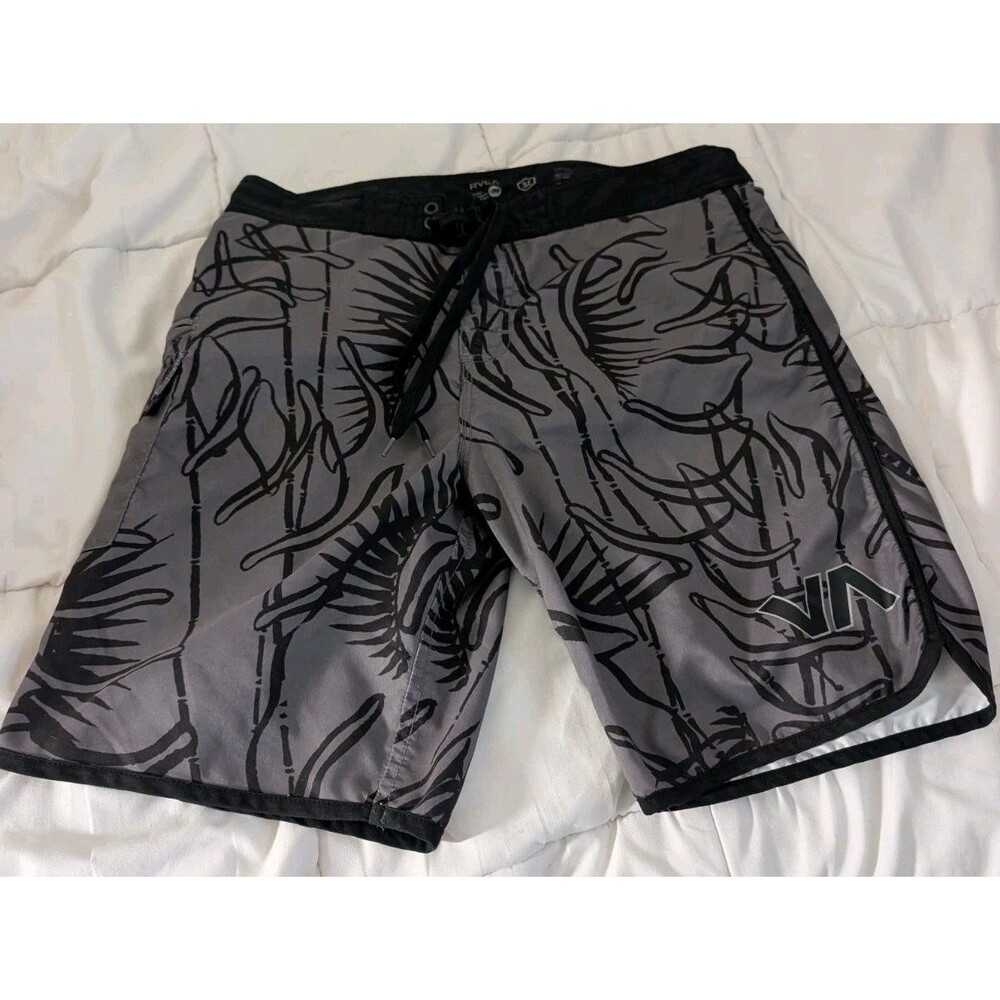 RVCA Men’s Size 32 Black Floral Board Shorts Drawstring Pockets